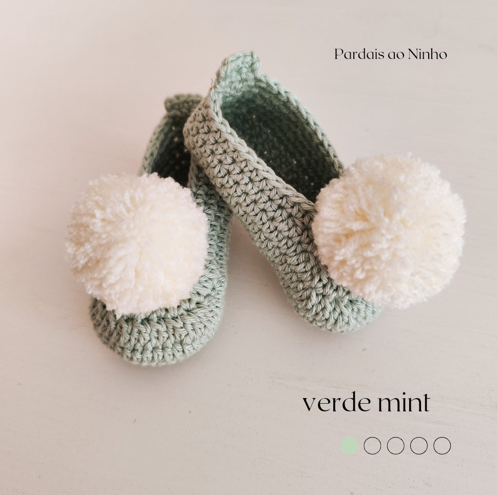 Sapatinho Pompom mint /cru